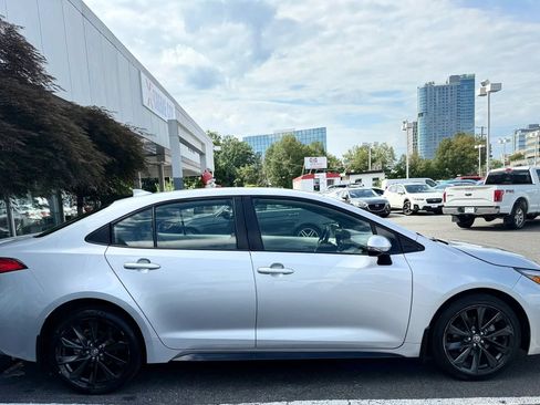 Used 2023 Toyota Corolla SE FWD image 8