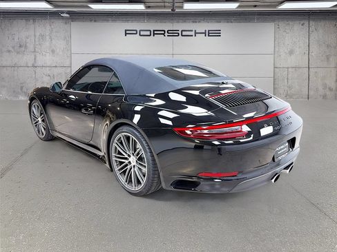 Certified 2017 Porsche 911 Carrera 4S AWD/4WD image 3