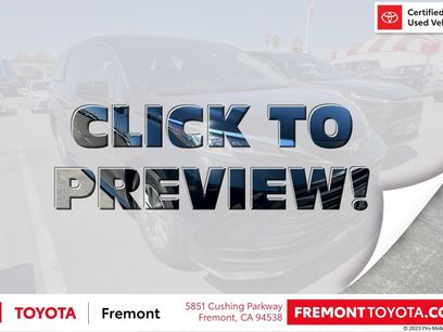 Certified 2022 Toyota Sienna LE
