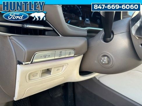 Used 2023 Genesis GV80 2.5T w/ Prestige 20" Package AWD/4WD image 23