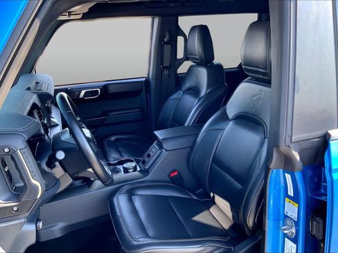 Used 2025 Ford Bronco Badlands AWD/4WD image 8