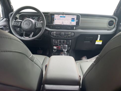 New 2026 Jeep Gladiator Mojave AWD/4WD image 10