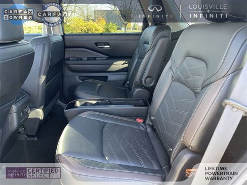 Used 2023 Nissan Pathfinder Platinum image 15
