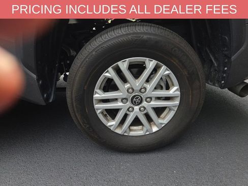 Used 2024 Toyota Tundra SR5 w/ SR5 Convenience Package AWD/4WD image 7