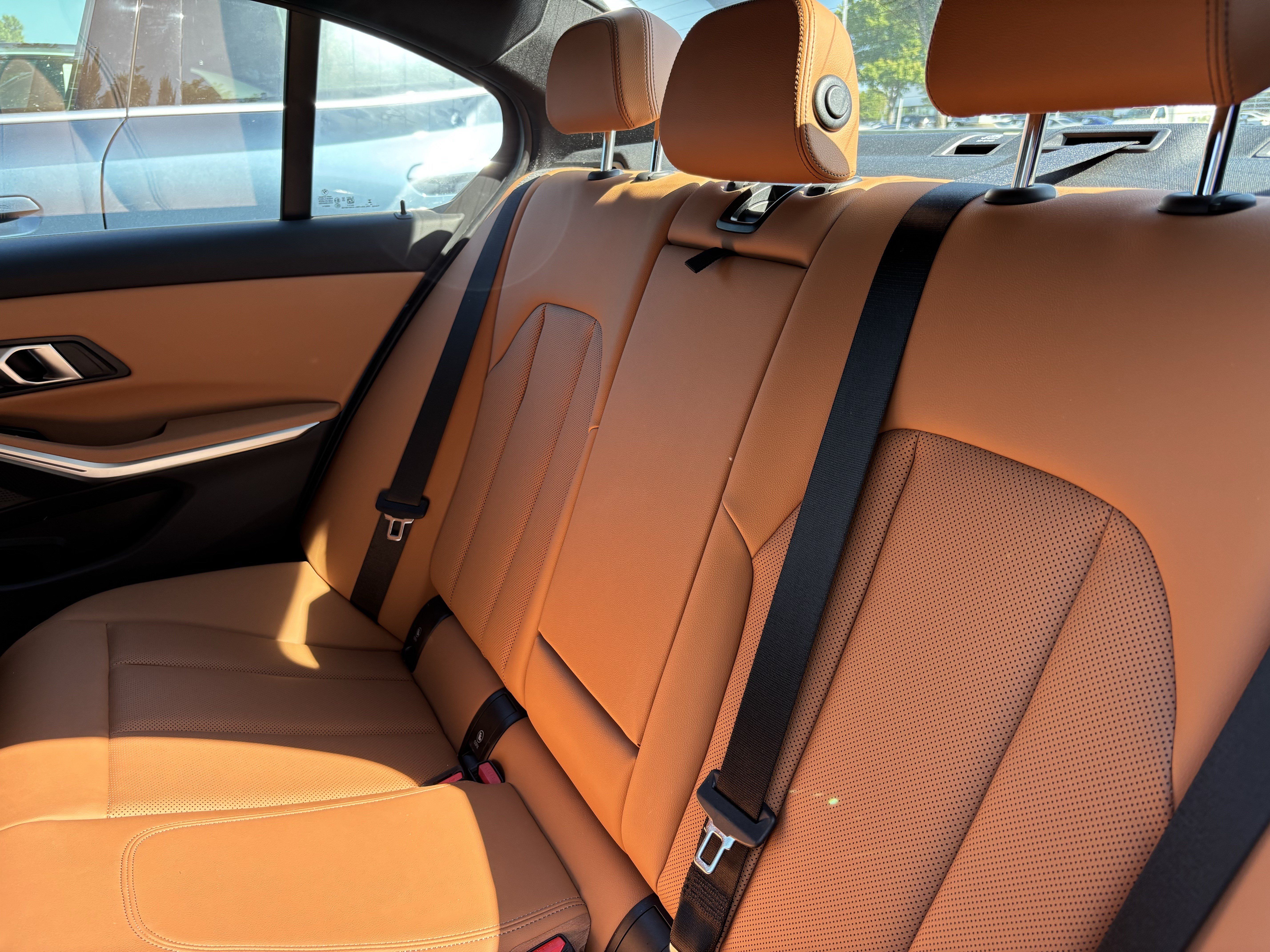 Certified 2025 BMW 330i Sedan RWD image 33