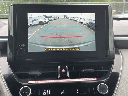 Used 2026 Toyota Corolla Cross LE FWD image 36