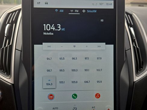 Certified 2024 Ford Edge SEL w/ Convenience Package AWD/4WD image 17
