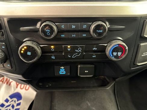 Used 2024 Ford F250 XLT image 28