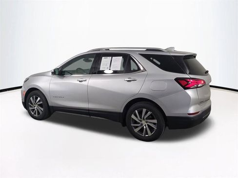 Used 2022 Chevrolet Equinox Premier image 7