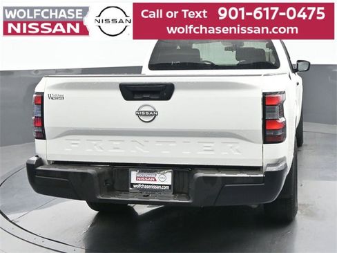 Used 2023 Nissan Frontier S image 5