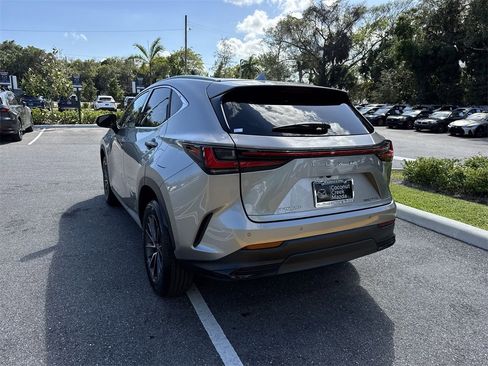 Used 2024 Lexus NX 250 FWD w/ Towing Package (2000 Lbs) image 14