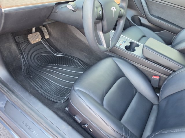 Used 2021 Tesla Model 3 Long Range AWD/4WD image 25