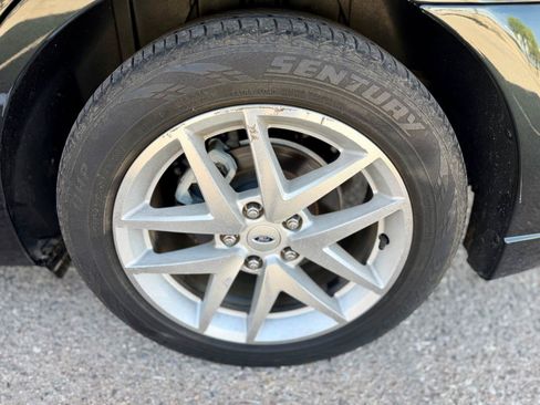 Used 2010 Ford Fusion SEL FWD image 21