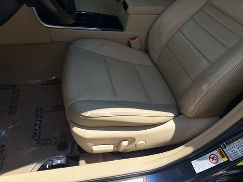 Used 2015 Toyota Camry XLE FWD image 19