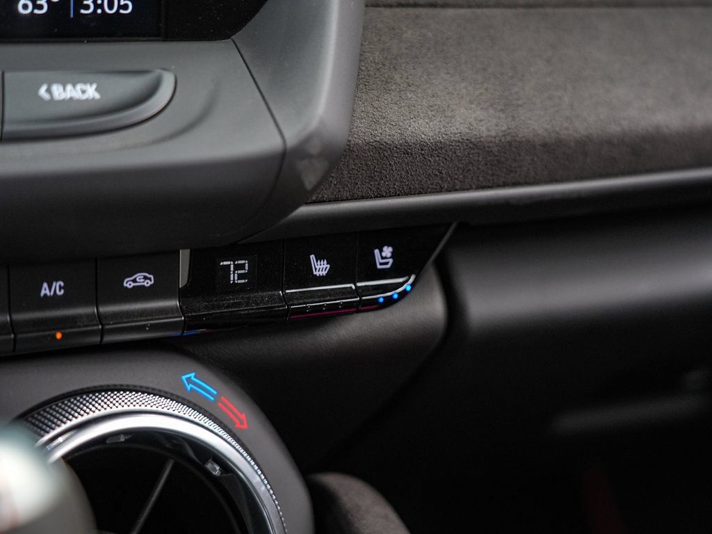 Used 2023 Chevrolet Camaro ZL1 RWD image 34