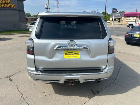 Used 2018 Toyota 4Runner Limited AWD/4WD image 4