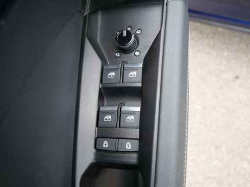 Used 2023 Audi Q4 e-tron Premium Plus w/ Premium Plus AWD/4WD image 20
