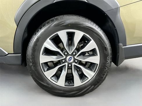 Used 2024 Subaru Outback Limited AWD/4WD image 31