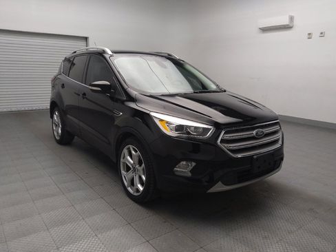 Used 2019 Ford Escape Titanium image 13
