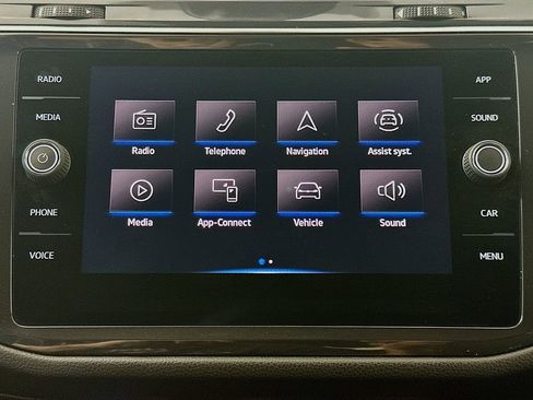 Used 2023 Volkswagen Tiguan SE R-Line image 19