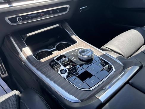 Certified 2024 BMW X7 xDrive40i w/ Executive Package AWD/4WD image 28