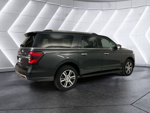 Used 2024 Ford Expedition Max Limited AWD/4WD image 4