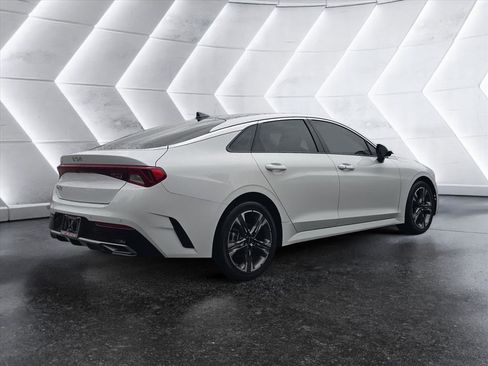 Used 2022 Kia K5 EX w/ EX Premium Package image 5