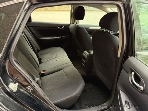 Used 2019 Nissan Sentra S image 11