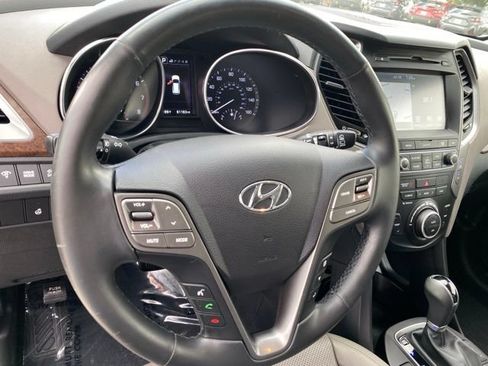 Used 2018 Hyundai Santa Fe Sport FWD image 12