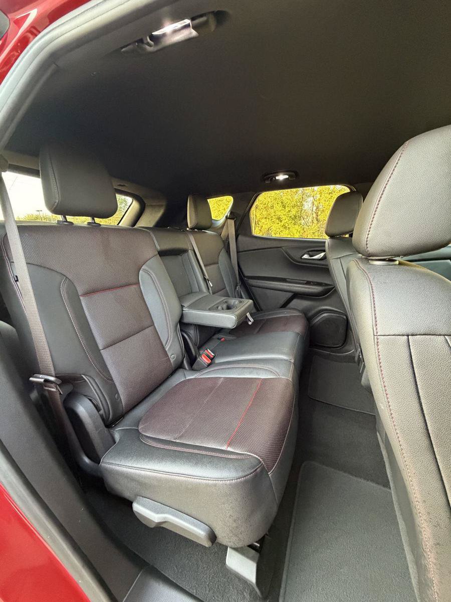 Used 2021 Chevrolet Blazer RS w/ Enhanced Convenience Package FWD image 17