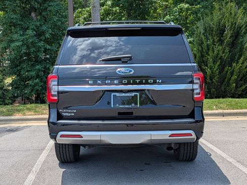 Used 2023 Ford Expedition Platinum AWD/4WD image 4