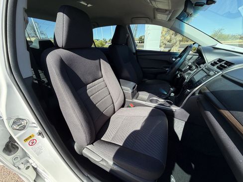 Used 2016 Toyota Camry LE image 26
