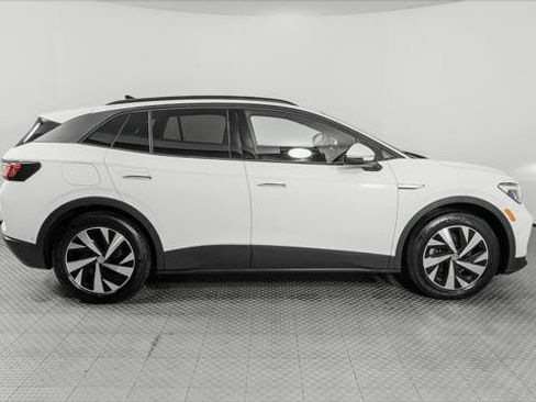Used 2023 Volkswagen ID.4 Pro RWD image 8
