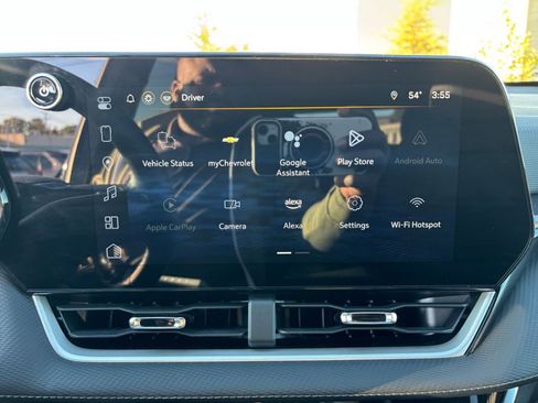 Used 2025 Chevrolet Equinox LT image 21