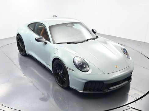 Certified 2026 Porsche 911 Carrera GTS RWD image 43