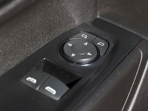 Used 2020 GMC Sierra 1500 2WD Regular Cab w/ Fleet Convenience Package image 18