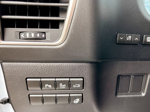 Used 2017 Lexus NX 200t F Sport image 11