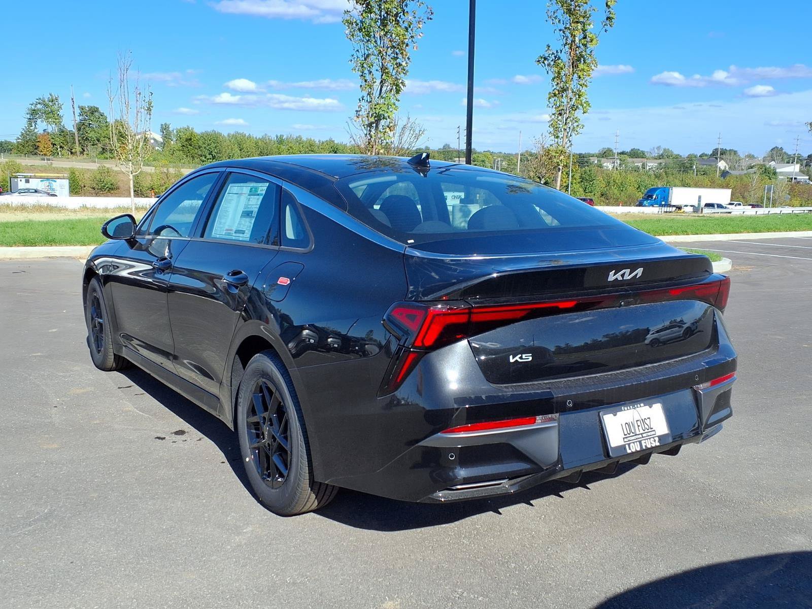 New 2026 Kia K5 LXS FWD image 2