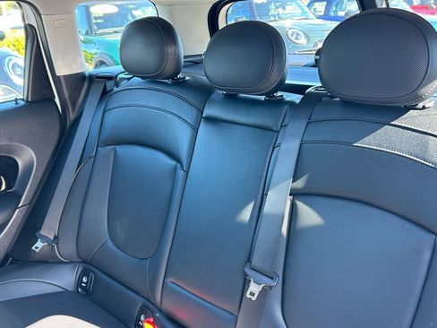 Used 2024 MINI Cooper Clubman S image 33