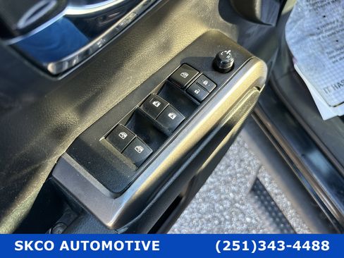 Used 2021 Toyota Tacoma TRD Sport image 22