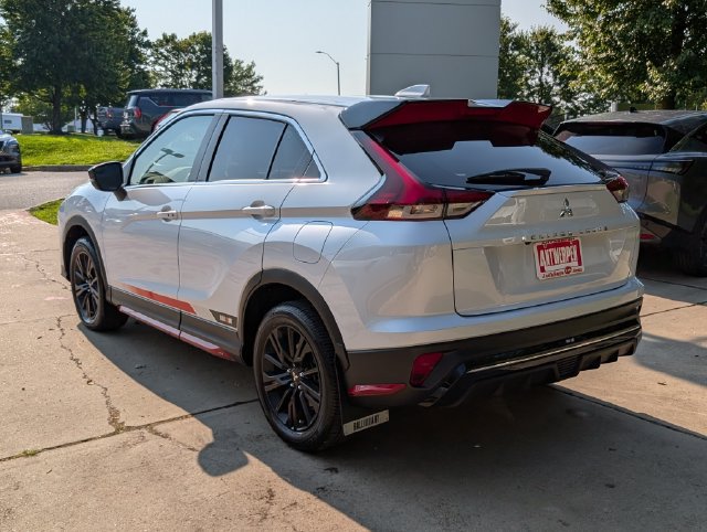 Used 2024 Mitsubishi Eclipse Cross Ralliart AWD/4WD image 5