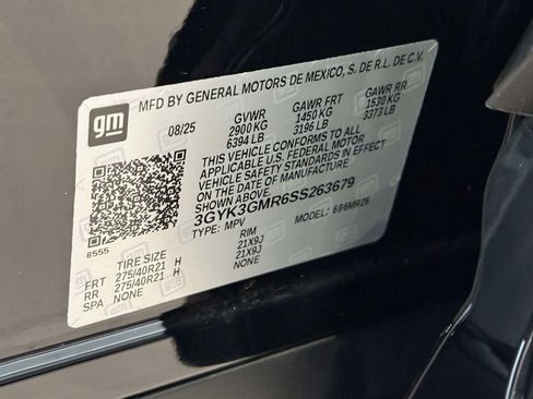 New 2025 Cadillac Optiq Sport 2 w/ LPO, ONYX Package AWD/4WD image 22