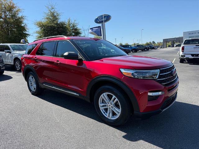 Certified 2024 Ford Explorer XLT w/ Equipment Group 202A AWD/4WD image 2