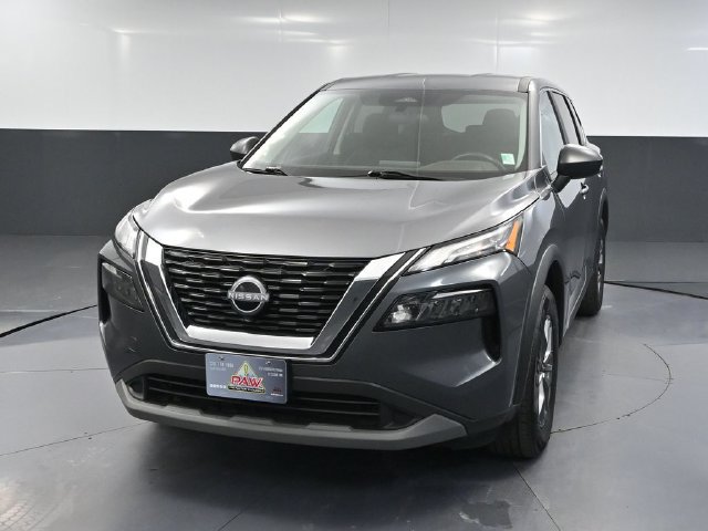 Used 2023 Nissan Rogue S AWD/4WD image 8