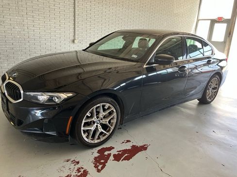 Used 2025 BMW 330i Sedan RWD image 1