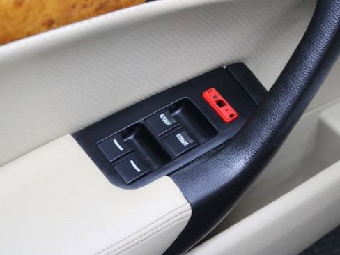 Used 2004 Acura TL FWD image 9