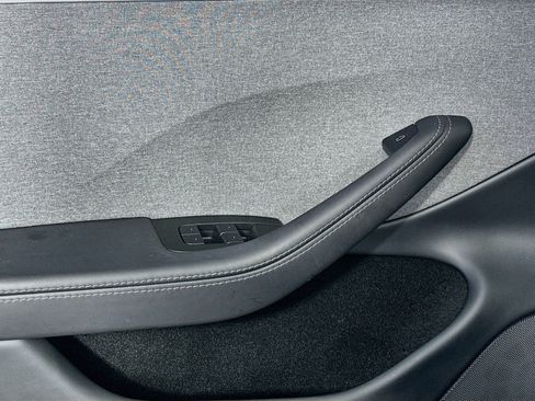 Used 2025 Tesla Model 3 Long Range RWD image 15
