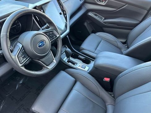 Used 2025 Subaru Ascent Limited AWD/4WD image 10