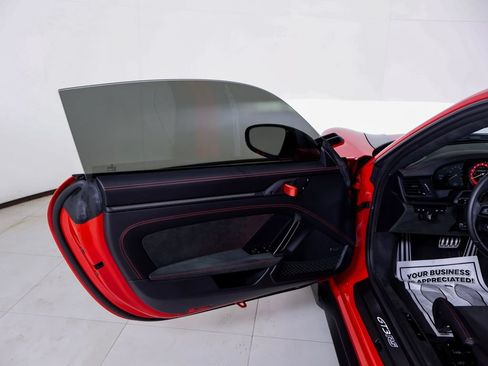 Certified 2025 Porsche 911 GT3 RS RWD image 33