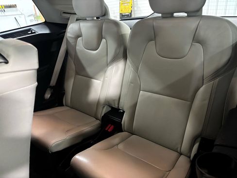 Used 2021 Volvo XC90 T6 Inscription w/ Climate Package image 29